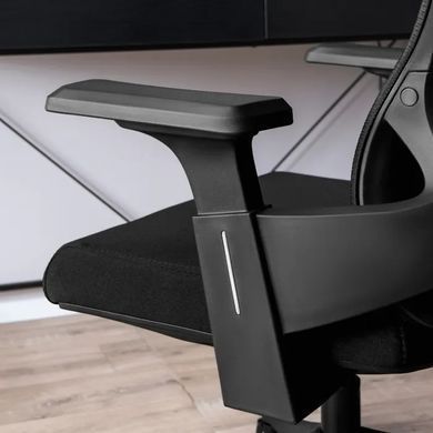Стілець офісний обертовий MEBEL ELITE CARET Чорний фотографія