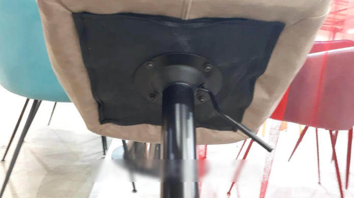 Барний стілець B-102 Vetro Бежевий антік фотографія