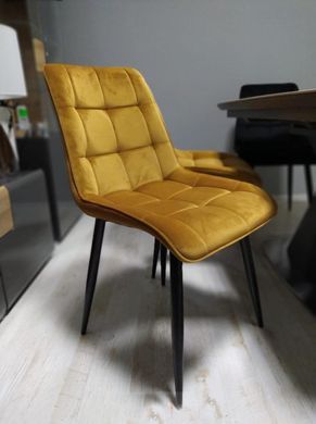 Стул CHIC Velvet Signal Карри фотография