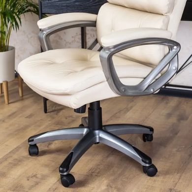 Стул офисный вращающийся MEBEL ELITE STRATO Экокожа Кремовый фотография